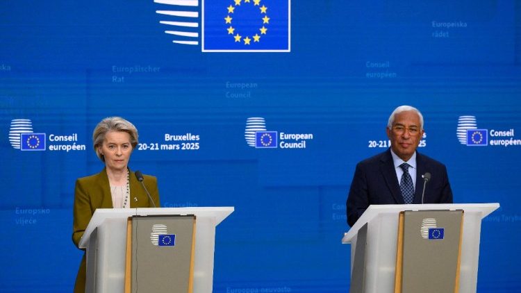 Ursula von der Leyen e Antonio Costa in conferenza stampa a Bruxelles