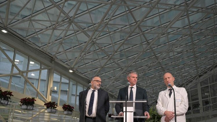 Пресконференция с лекарите от болницата "Джемели", 22 март 2025