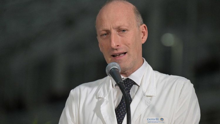 Прафесар Серджа Альф'еры, кіраўнік Дэпартамента медыцынскіх і хірургічных навук "Джэмэлі"