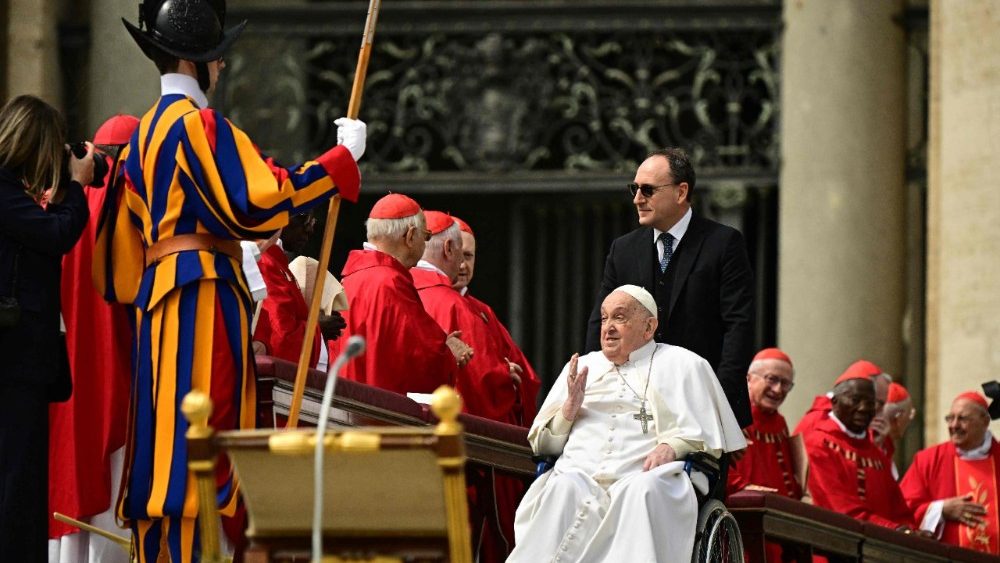TOPSHOT-VATICAN-RELIGION-PALM-SUNDAY