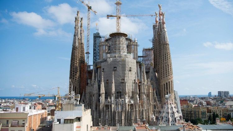 La Sagrada Familia in Spagna, progettata da Antoni Gaudi, oggi venerabile 