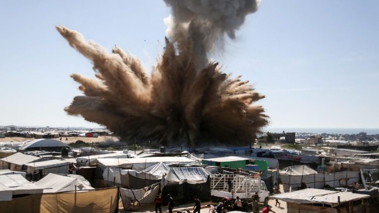 Bombardamenti a Gaza