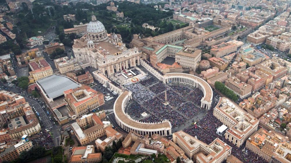 FILES-VATICAN-RELIGION-POPE-OBIT