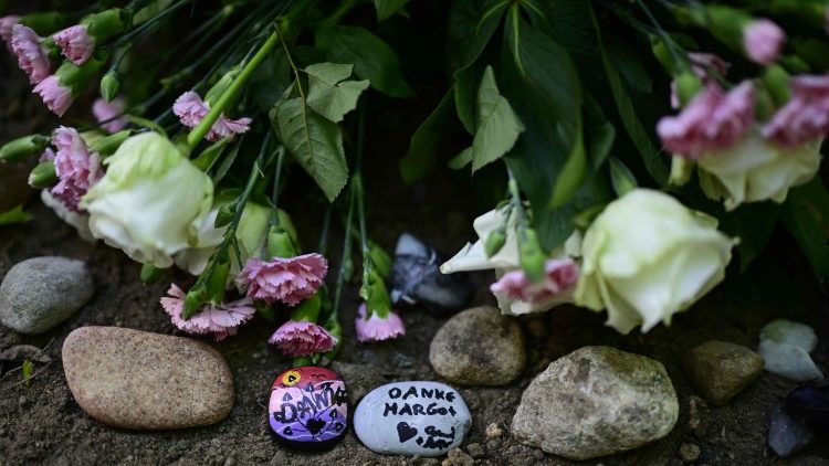 Das Grab von Margot Friedländer in Berlin am 15.5.2025