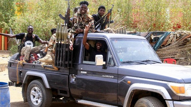 Sudanesisches Militär auf Streife in der Nähe von Khartum, 22. Mai 2025