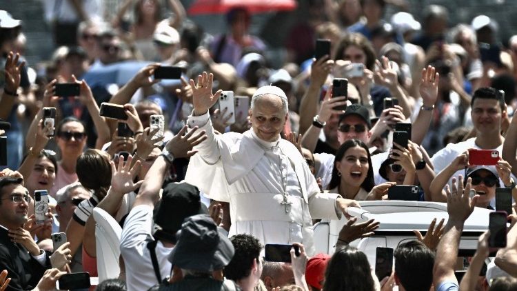 VATICAN-RELIGION-POPE-ANGELUS