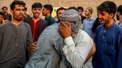 ஆப்கானில் புலம்பெயர்ந்தோர் 