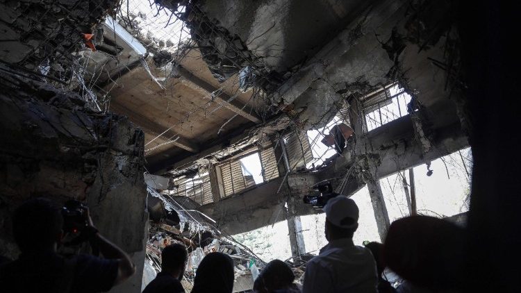 Vita na kinzani za kisiasa zinachangia sana kukua kwa baa la njaa