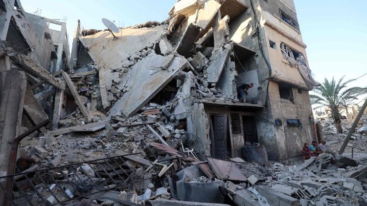 Bombardamenti israeliani a Gaza