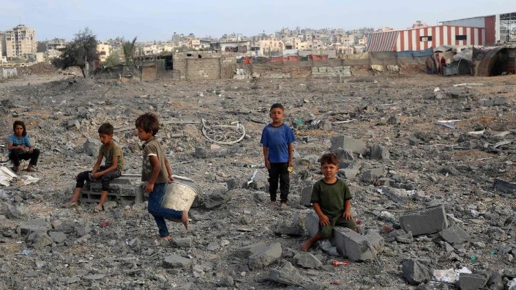 गाज़ा में बच्चों की दर्दनाक स्थिति 