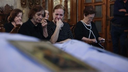 Um povo sob as bombas e a globalização da indiferença