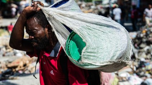 La Santa Sede: servono misure concrete e urgenti per aiutare la gente di Haiti
