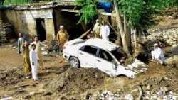Daños por inundaciones en el distrito de Buner, Pakistán