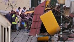 Lisbone: Botutani to bokweyi bwa engbunduka ya likolo Gloria na efelo ya ndako ya etaji moko na Lisbone, na ekolo Portugal 