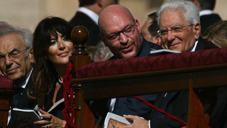 Hoher Besuch auf dem Petersplatz