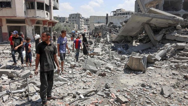 Palestinians check the rubble after an Israeli strike levelled the al-Tawheed Wal Sunna mosque in the Daraj neighbourhood of Gaza City on September 7