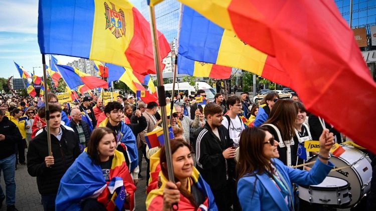 Un momento della campagna elettorale in Moldova