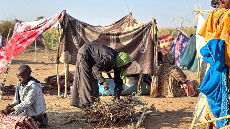 Flüchtlinge aus El Fasher am Mittwoch in Darfur