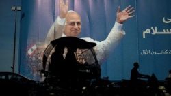 TOPSHOT-LEBANON-VATICAN-RELIGION-POPE