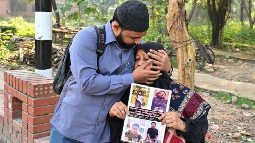 Bangladesch: Massengrab ge&ouml;ffnet