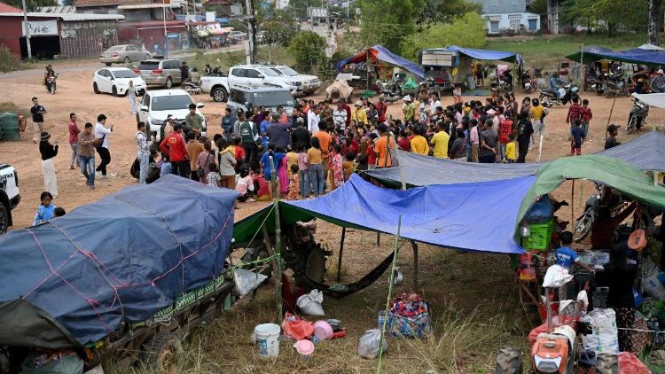 Uprchlick&yacute; t&aacute;bor na hranic&iacute;ch Thajska a Kambodži