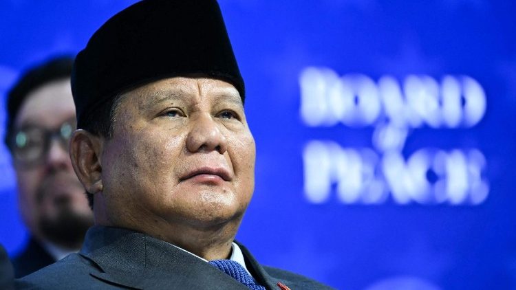 Le président indonésien Prabowo Subianto assistant à la réunion «du Conseil de la paix», lors du Forum économique mondial de Davos, en Suisse, le 22 janvier 2026.