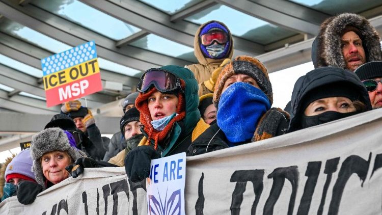 Proteste am Minneapolis-St. Paul International Airport 
