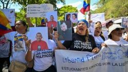 Protesta për lirimin e të burgosurve politikë në Venezuelë