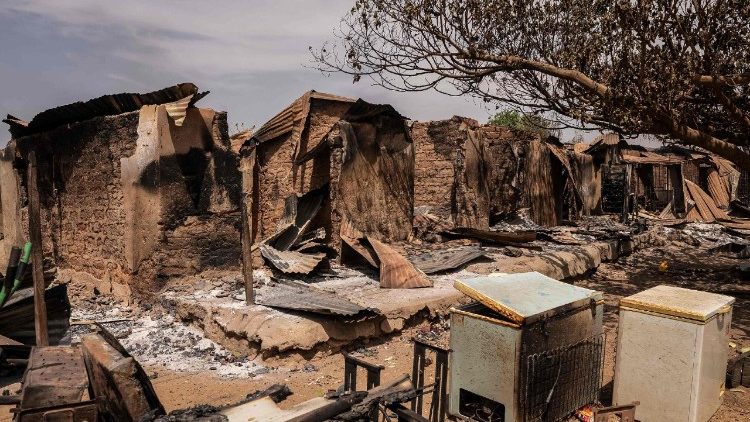 Nigeria. Sju byar attackerade av jihadister. Kyrkan i frontlinjen