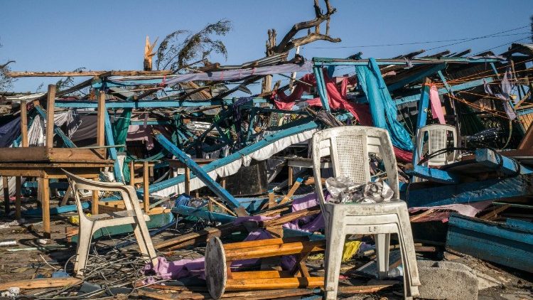 ഗെസാനി കൊടുങ്കാറ്റിന് ശേഷം - മഡഗാസ്കറിൽ നിന്നുള്ള ഒരു ചിത്രം