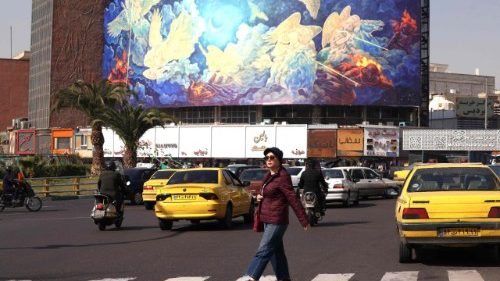 Iran,  designate come "terroristiche" le forze navali e aeree degli Stati Ue 