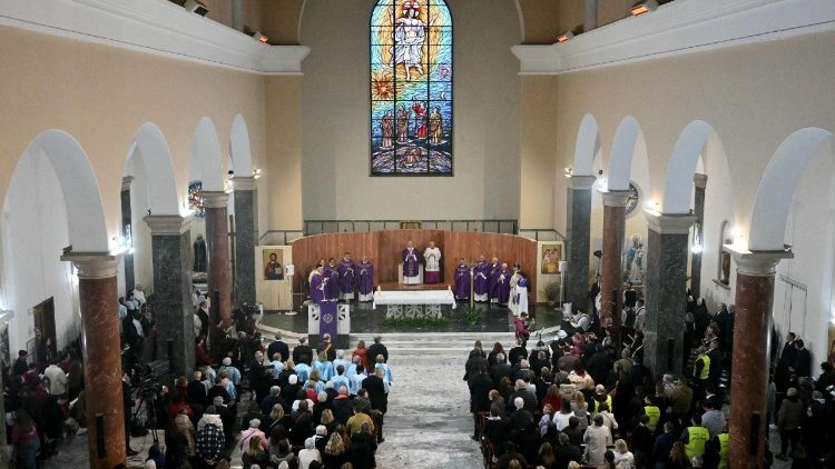 Ein Blick in die Pfarrkirche „Ascensione di Nostro Signore Ges&ugrave; Cristo“ 