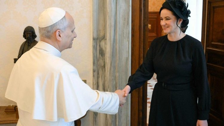 ವ್ಯಾಟಿಕನ್‌ನಲ್ಲಿ ಲಿಥುವೇನಿಯಾದ ಪ್ರಧಾನಿ ಇಂಗಾ ರುಗಿನಿಯೆನ್ ರವರೊಂದಿಗೆ ಜಗದ್ಗುರು ಲಿಯೋರವರು