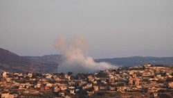 «Vivimos en un mundo peligroso, pero con la protección divina seguimos adelante», explica el sacerdote.