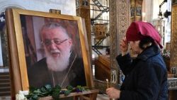 Gläubige trauern um den orthodoxen Patriarchen Ilia II. in Georgien