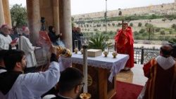 कार्डिनल पिज़्ज़ाबाल्ला ने खजूर रविवार को गेथसेमनी में शांति के लिए प्रार्थना की