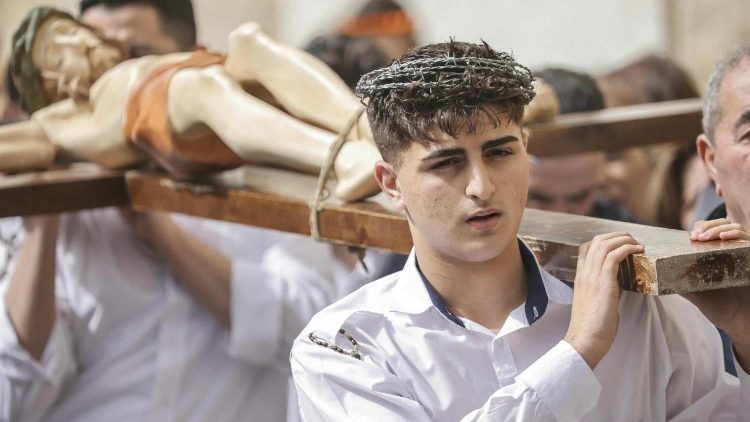 Katika mateso na mahangaiko yao Kristo Yesu yuko karibu sana nao!