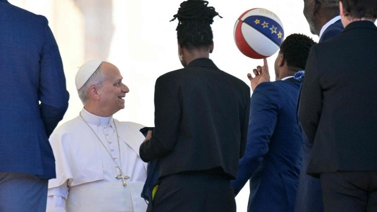 Обща аудиенция на площад "Свети Петър"