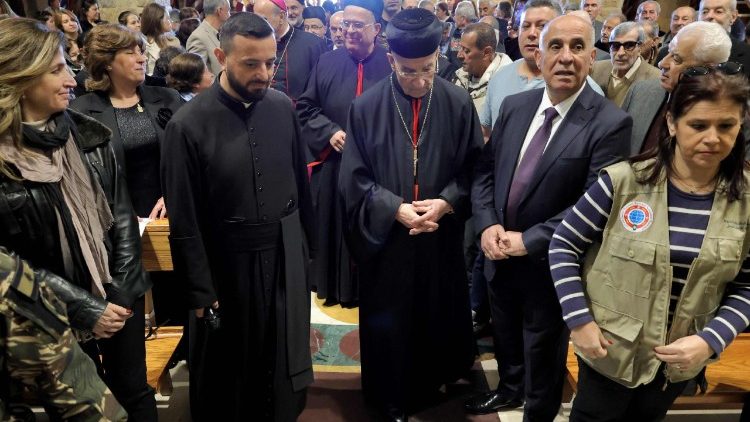 البطريرك الماروني يزور البلدات الحدودية في الجنوب