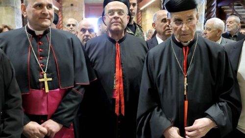 കടുത്ത ആക്രമണം നേരിട്ട് ബെയ്‌റൂട്ട് നഗരം. യുദ്ധമെന്നാൽ മരണമെന്ന് അപ്പസ്തോലിക നൂൺഷ്യോ