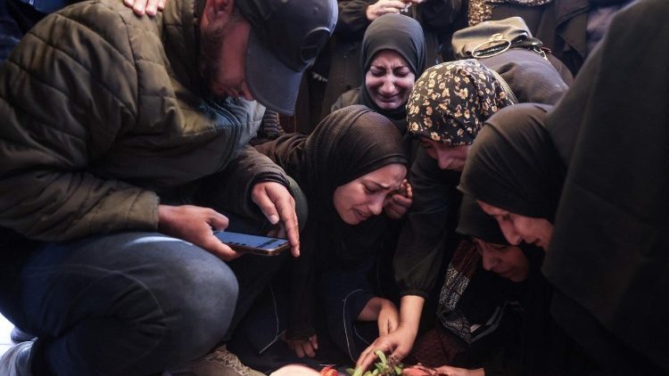 Trauer bei einer Beerdigung in Libanon