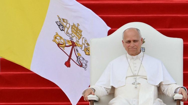 Le&oacute; p&aacute;pa a malab&oacute;i egyetemen