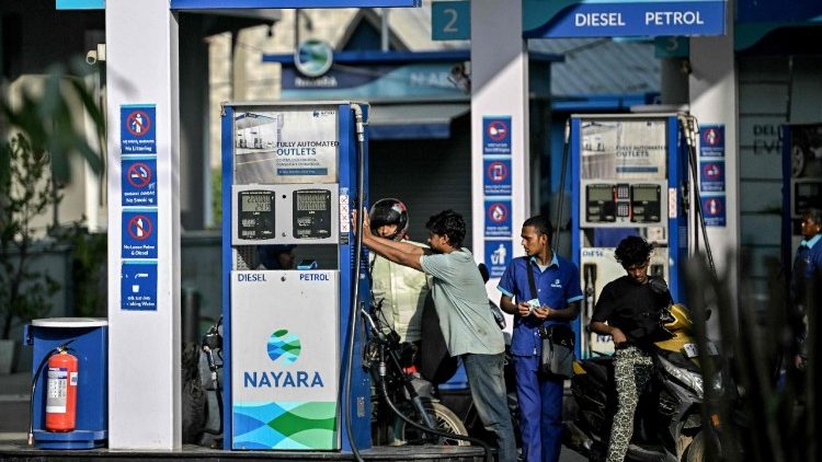 FILES-INDIA-RUSSIA-WAR-IRAN-US-AFRICA-VENEZUELA-OIL