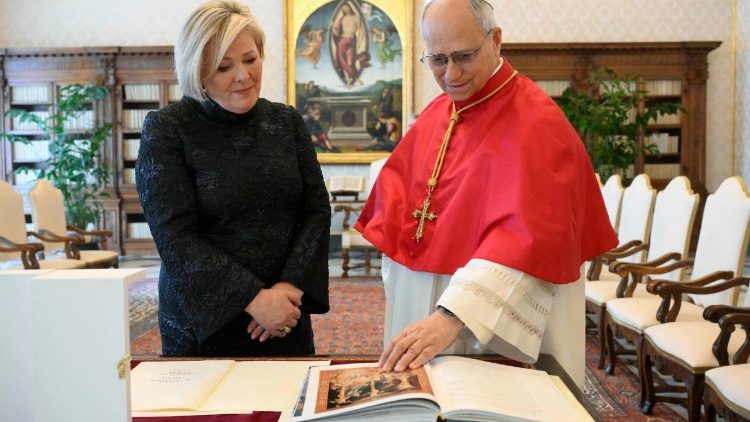 VATICAN-RELIGION-POPE-ICELAND