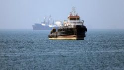 Navi mercantili nello Stretto di Hormuz