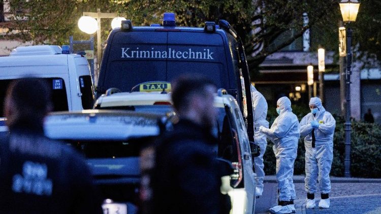 Einsatzkr&auml;fte in Leipzig