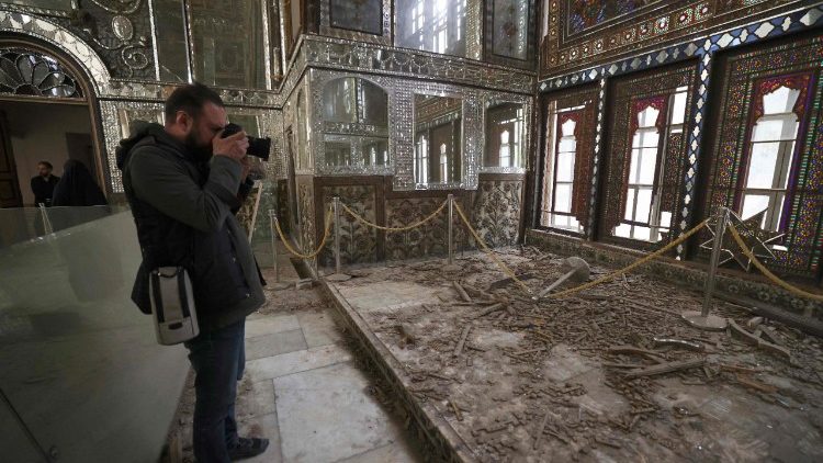 L'intérieur endommagé du palais historique du Golestan à Téhéran, 4 avril 2026.