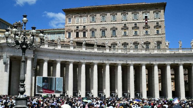 VATICAN-RELIGION-POPE-REGINA CAELI