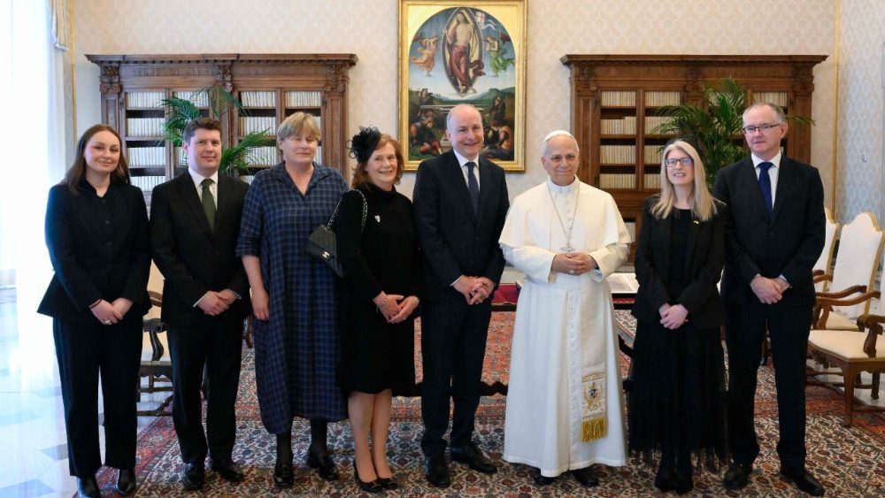Papa Leoni XIV pret në audiencë Kryeministrin e Irlandës, Michael Martin