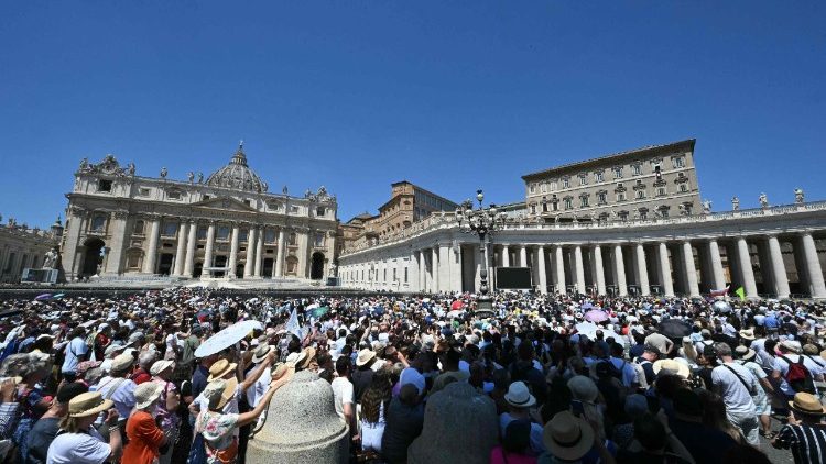VATICAN-RELIGION-POPE-REGINA CAELI